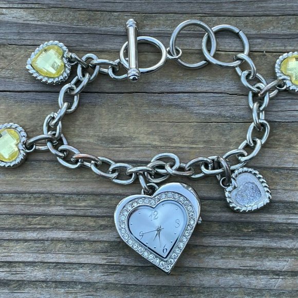 Women Watch Heart Shape Chain Bracelet Band Silver Tone Analog Wrist Watch - Picture 2 of 12